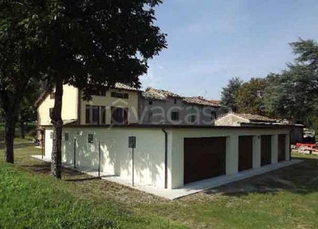 appartamento in vendita a Parma in zona Montanara