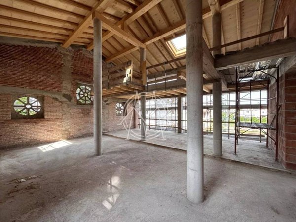 appartamento in vendita a Parma in zona Centro Storico