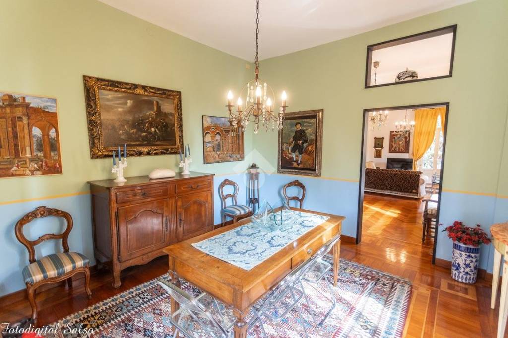 appartamento in vendita a Parma in zona Cittadella