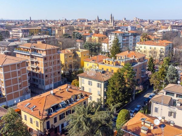 appartamento in vendita a Parma in zona Cittadella