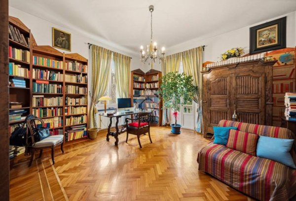 appartamento in vendita a Parma in zona Cittadella