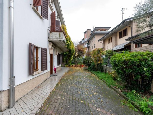 casa indipendente in vendita a Parma in zona San Leonardo
