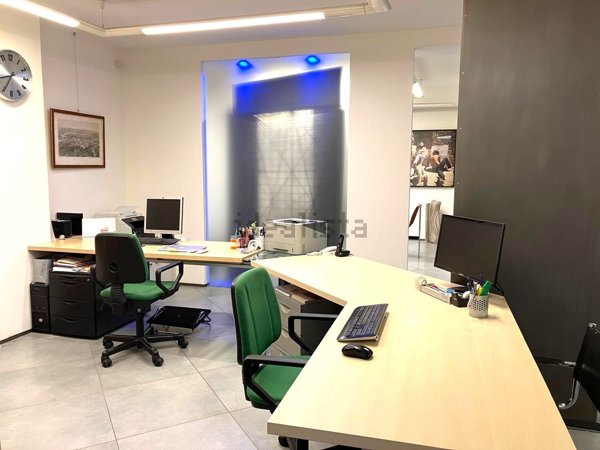 ufficio in vendita a Parma in zona San Lazzaro