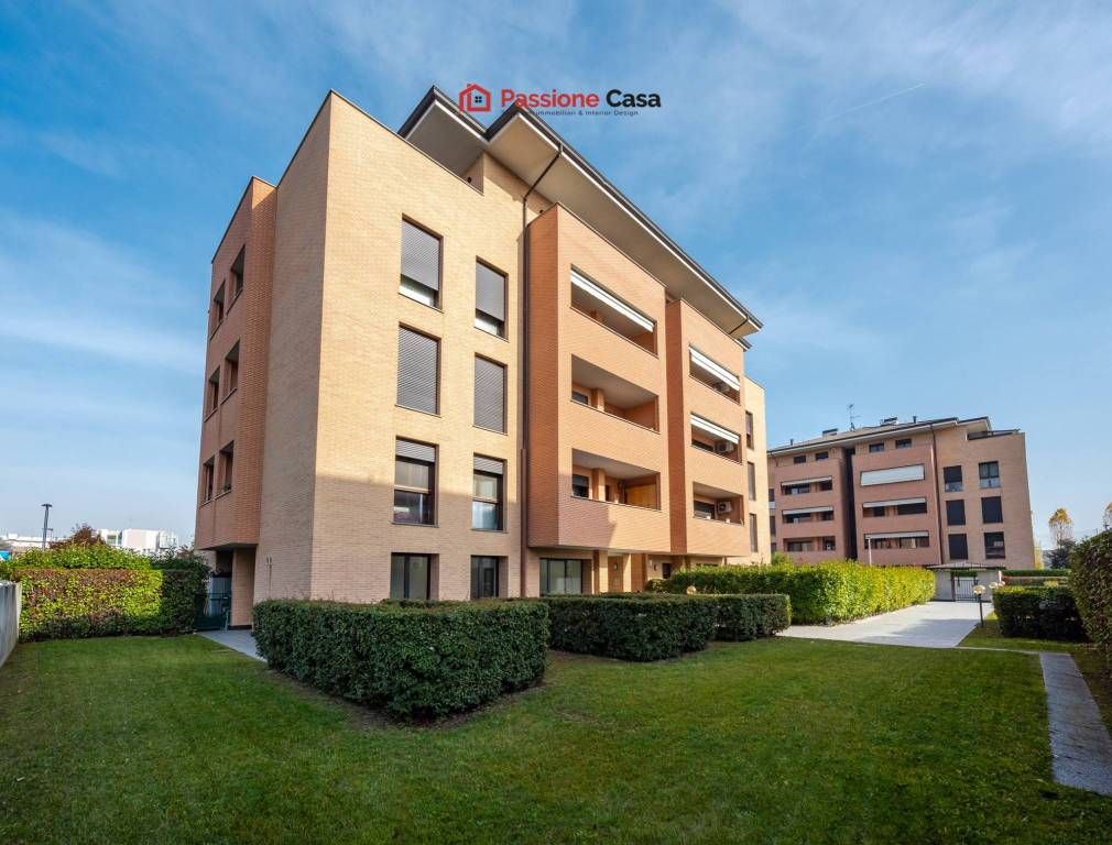 appartamento in vendita a Parma in zona San Lazzaro