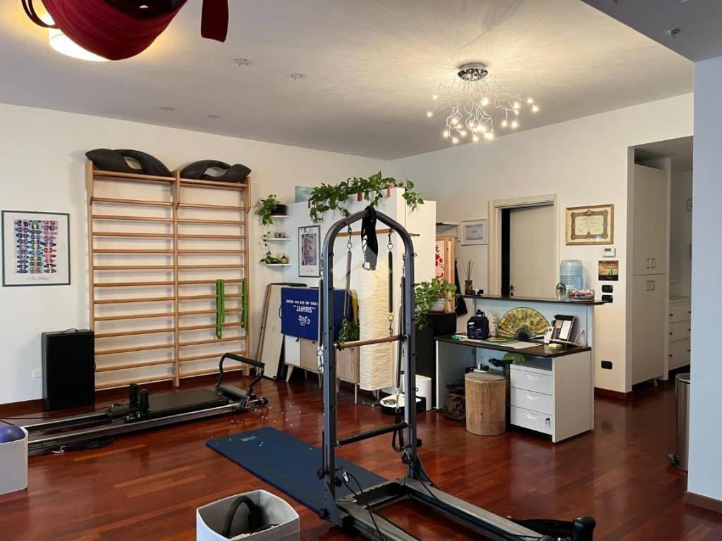 ufficio in vendita a Parma in zona San Leonardo