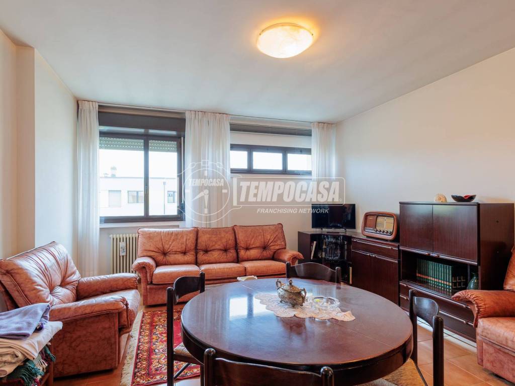 appartamento in vendita a Parma in zona San Lazzaro