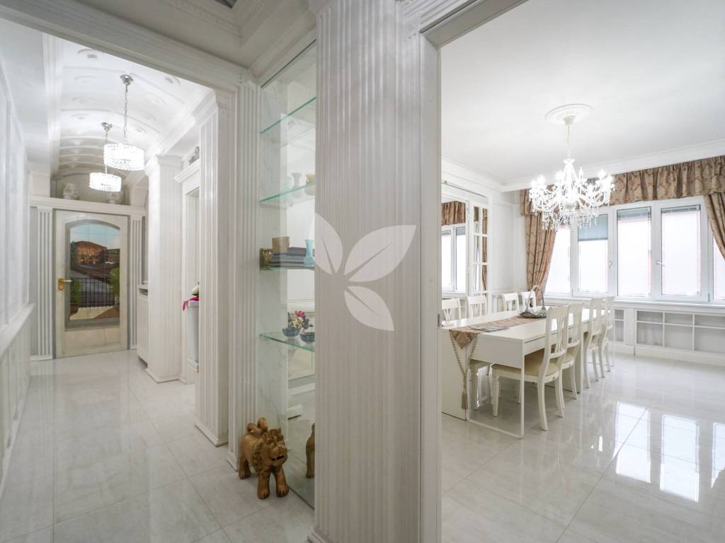 appartamento in vendita a Parma in zona Centro Storico