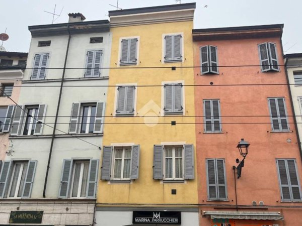 appartamento in vendita a Parma in zona Centro Storico