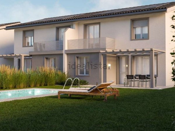 casa indipendente in vendita a Parma in zona Vicomero