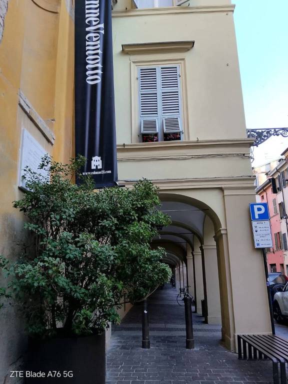 appartamento in vendita a Parma in zona Centro Storico