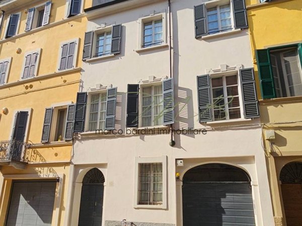 casa indipendente in vendita a Parma in zona Centro Storico