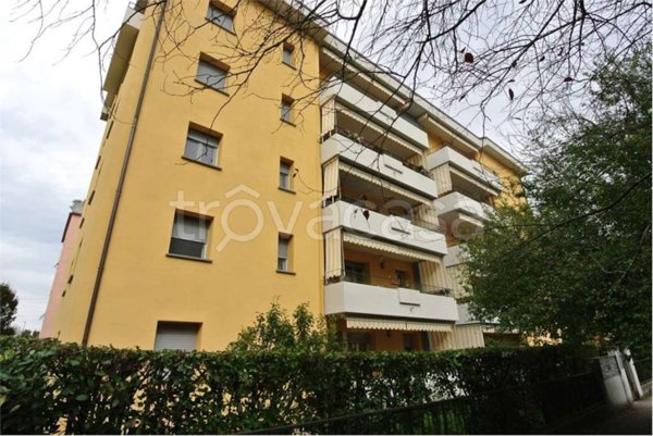 appartamento in vendita a Parma in zona Montanara