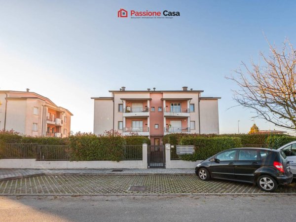 appartamento in vendita a Parma in zona Corcagnano