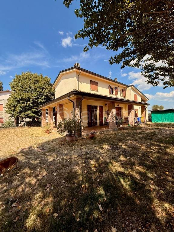 casa indipendente in vendita a Parma in zona Corcagnano