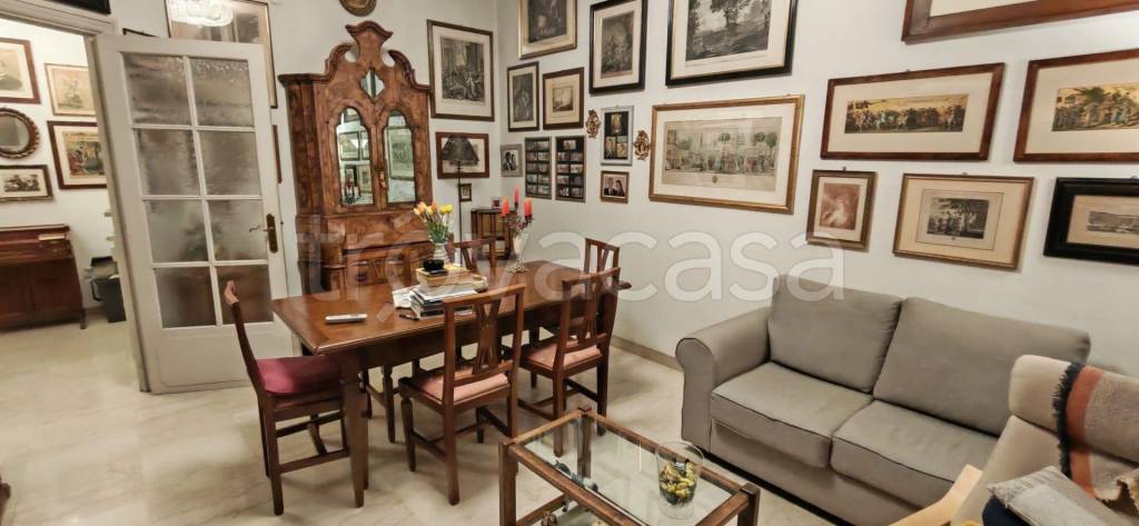 appartamento in vendita a Parma in zona Centro Storico