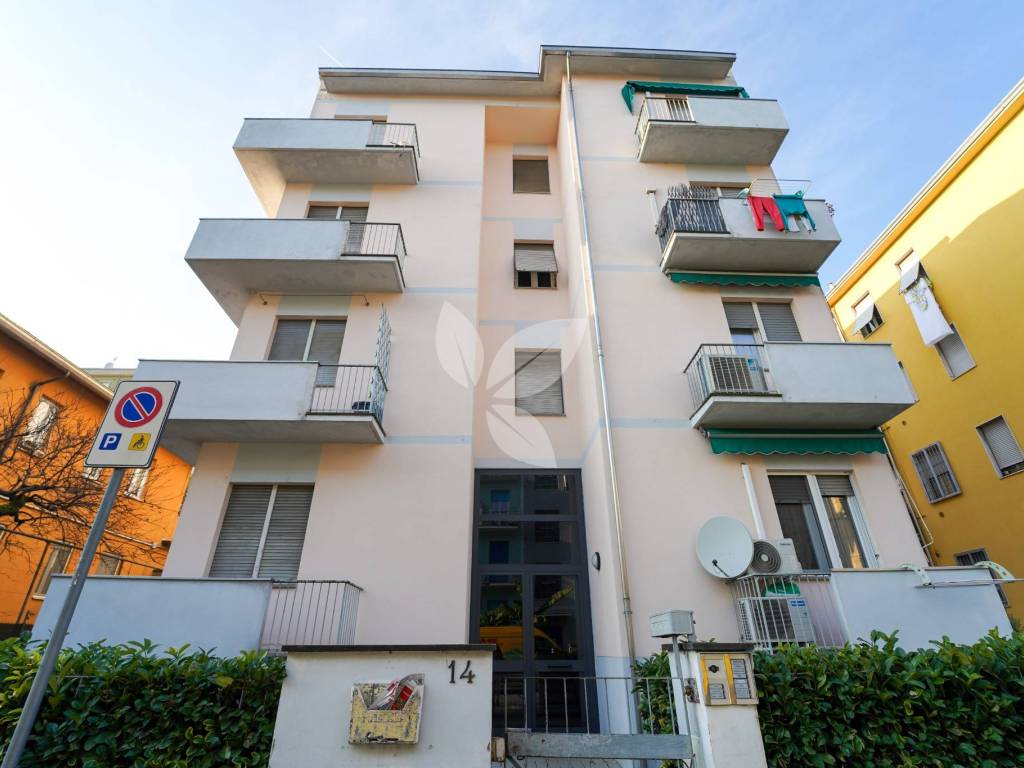 appartamento in vendita a Parma in zona Crocetta