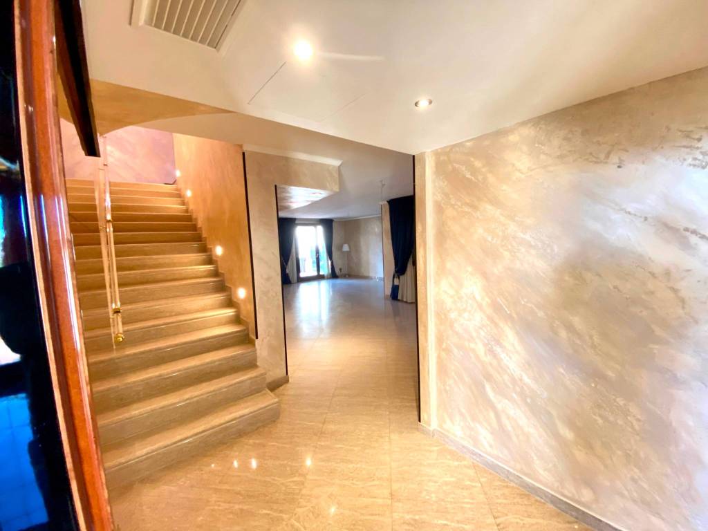 casa indipendente in vendita a Parma in zona Centro Storico