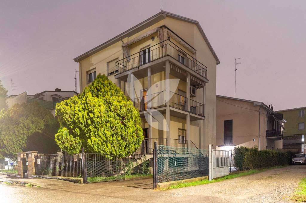 appartamento in vendita a Parma in zona San Leonardo