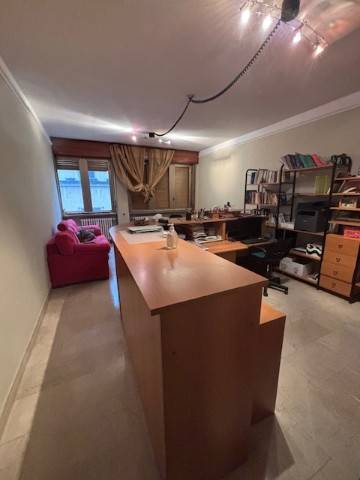 appartamento in vendita a Parma in zona Centro Storico