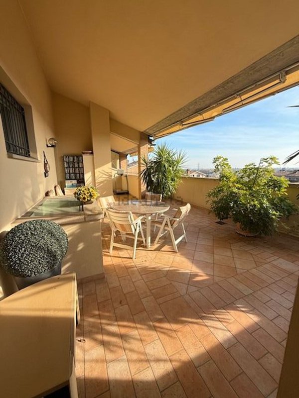 appartamento in vendita a Parma in zona Centro Storico