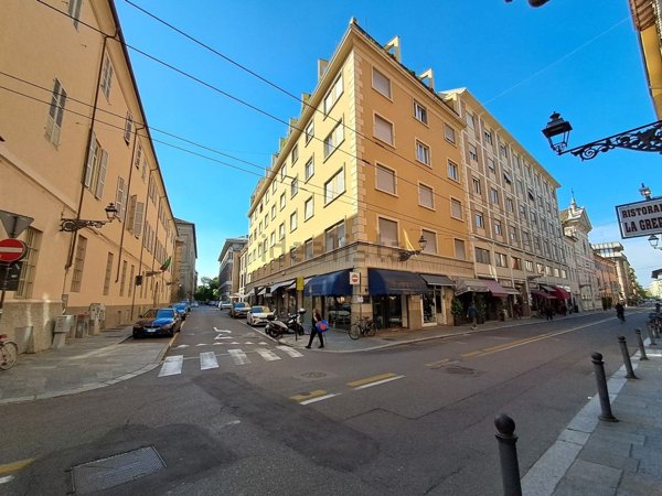 appartamento in vendita a Parma in zona Centro Storico