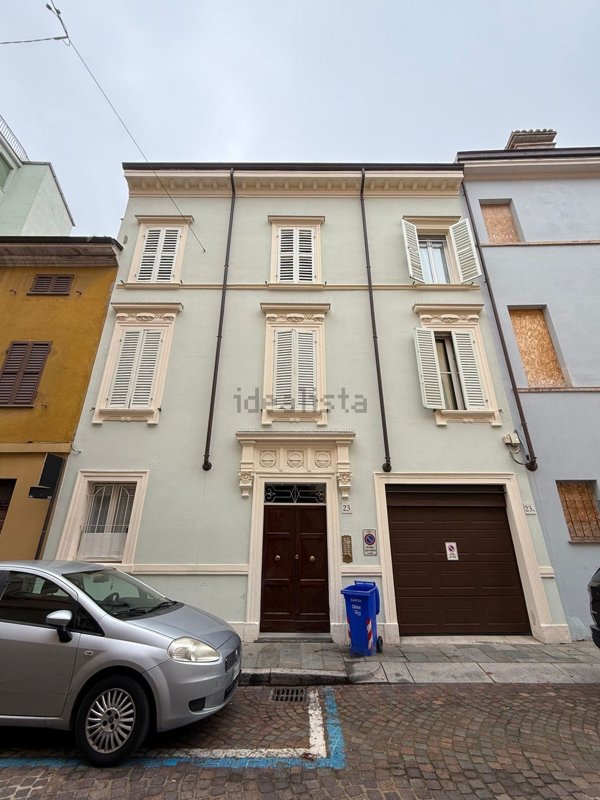 appartamento in vendita a Parma in zona Centro Storico