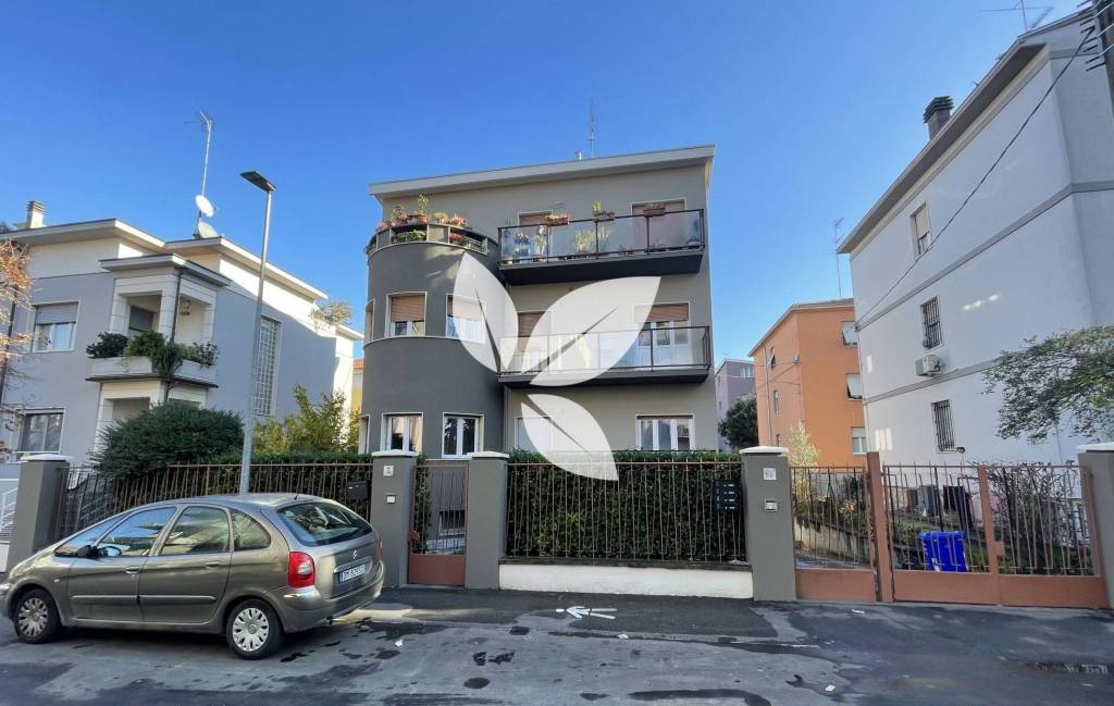 appartamento in vendita a Parma in zona Montanara