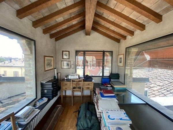 appartamento in vendita a Parma in zona Centro Storico