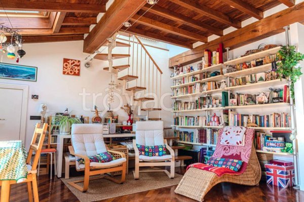 appartamento in vendita a Parma in zona Centro Storico