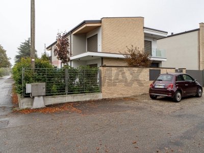 appartamento in vendita a Parma in zona San Pancrazio