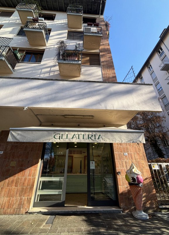 negozio in vendita a Parma in zona Cittadella