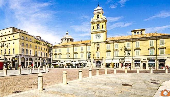 appartamento in vendita a Parma in zona Centro Storico
