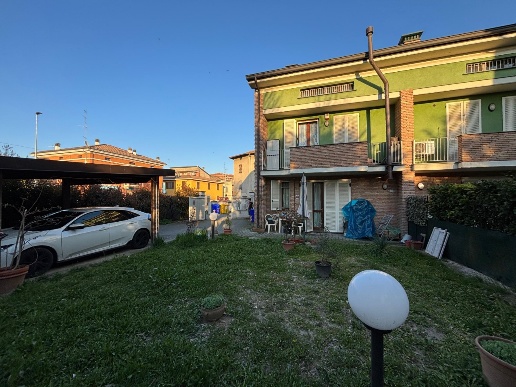 casa indipendente in vendita a Parma in zona San Pancrazio