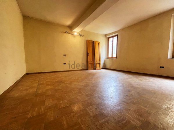 appartamento in vendita a Parma in zona Centro Storico