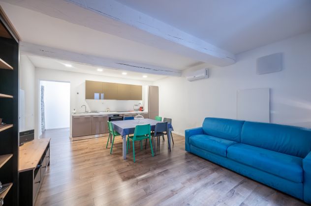 appartamento in vendita a Parma in zona Oltretorrente