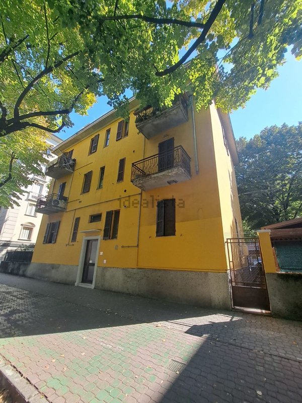 appartamento in vendita a Parma in zona Centro Storico