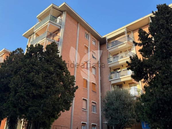 appartamento in vendita a Parma in zona Cittadella