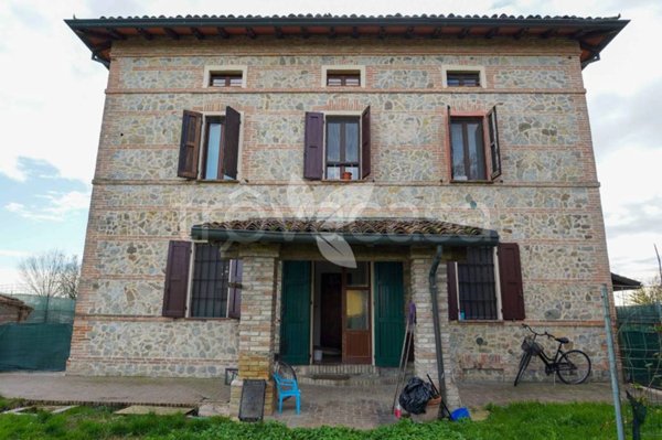 casa indipendente in vendita a Parma in zona San Martino / Paradigna
