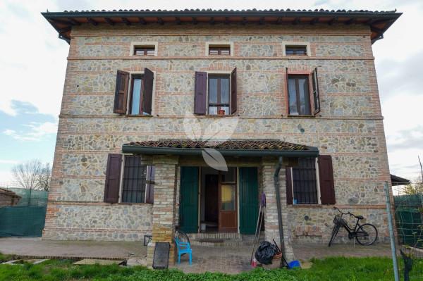 casa indipendente in vendita a Parma in zona San Martino / Paradigna