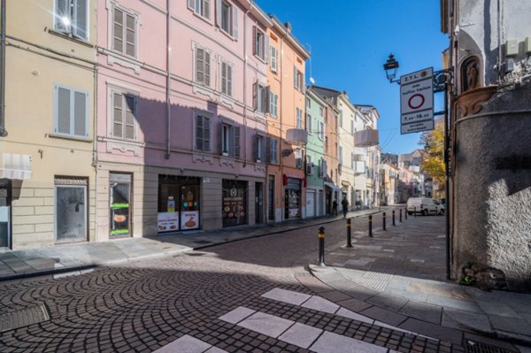 appartamento in vendita a Parma in zona Oltretorrente