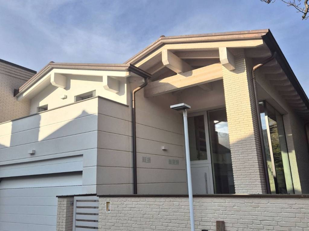 casa indipendente in vendita a Parma in zona San Lazzaro