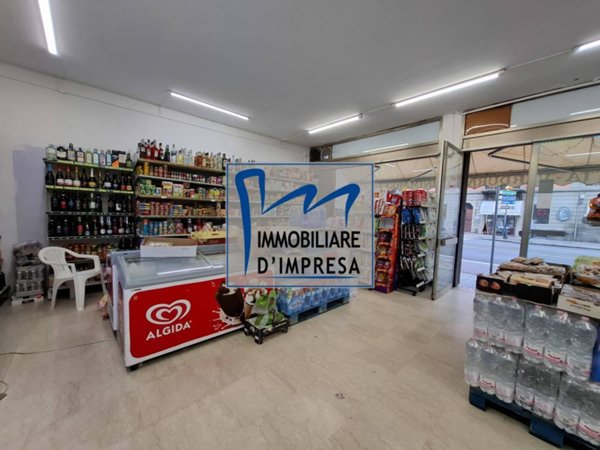 negozio in vendita a Parma