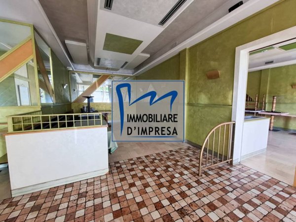 negozio in vendita a Parma in zona San Lazzaro