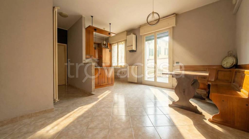 appartamento in vendita a Parma in zona Centro Storico