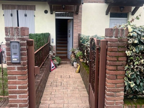 appartamento in vendita a Parma in zona Baganzola