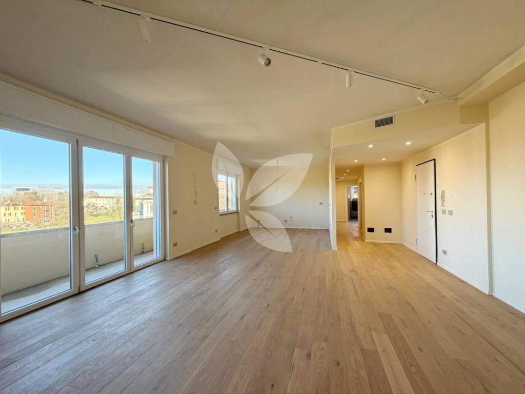 appartamento in vendita a Parma in zona Centro Storico