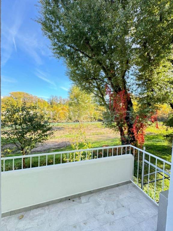 appartamento in vendita a Parma in zona Montanara