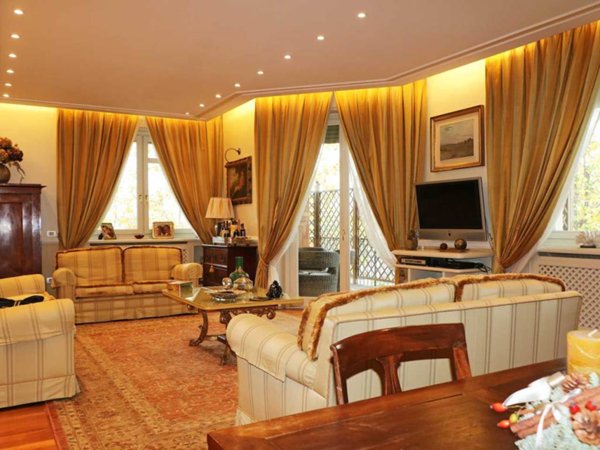 appartamento in vendita a Parma in zona Cittadella