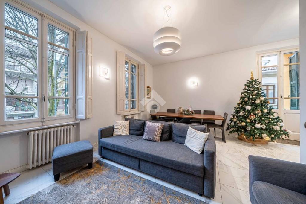 appartamento in vendita a Parma in zona Cittadella