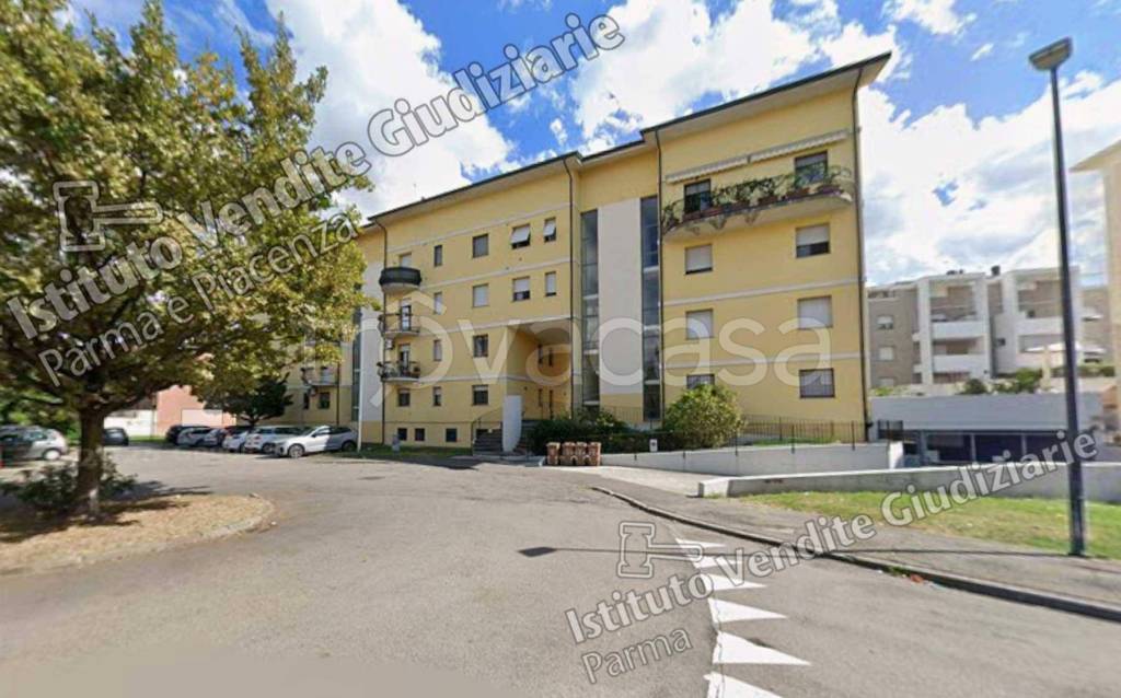appartamento in vendita a Parma in zona San Leonardo